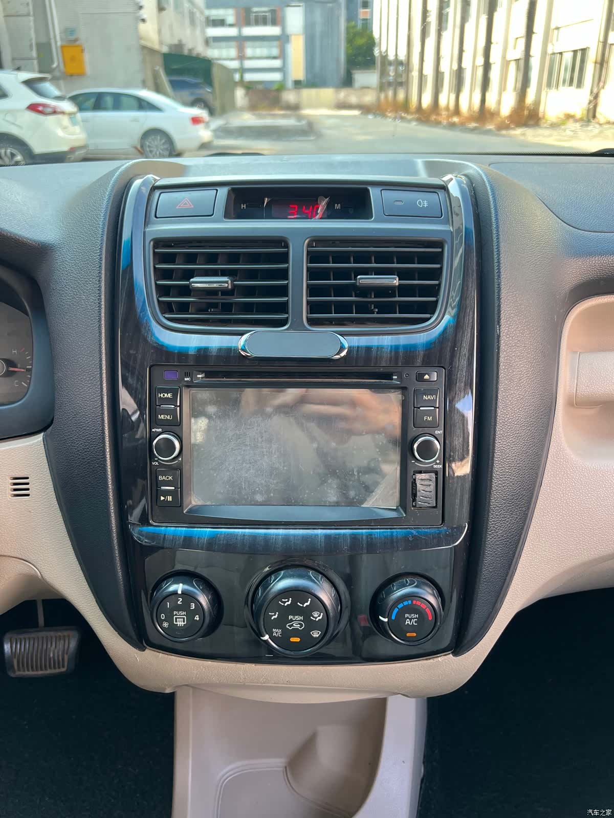 Kia GL, 2013 15