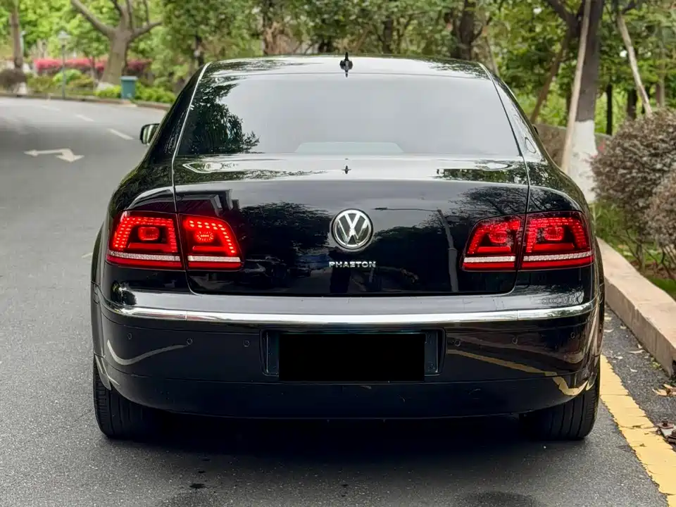 Volkswagen Phaeton