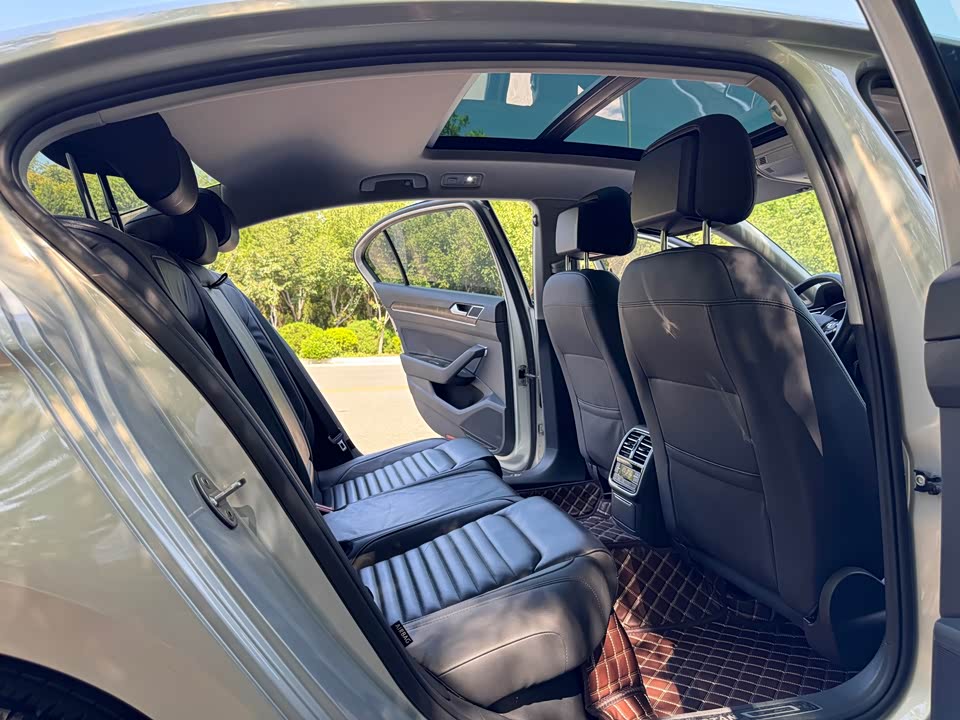 Volkswagen Magotan