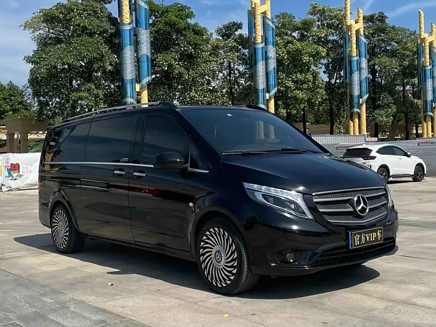 Mercedes Benz Vito