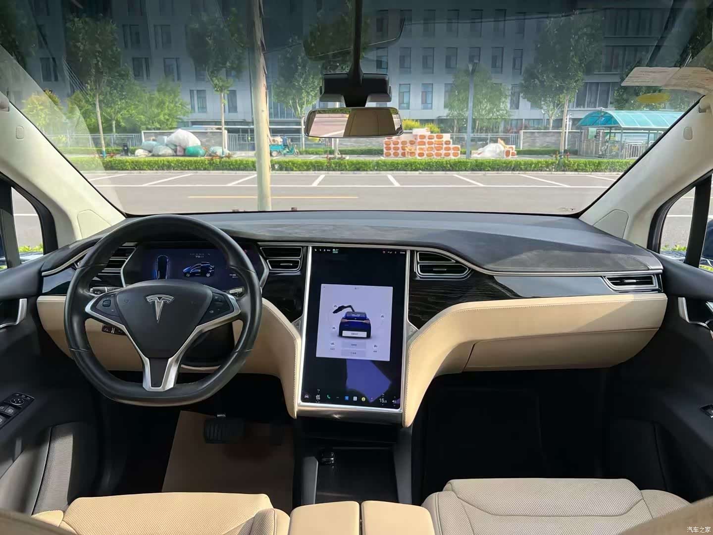 Tesla Model X, 2017 7