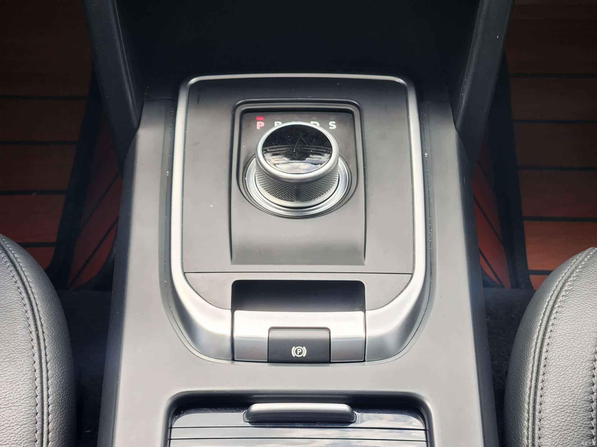 Land Rover Discovery, 2016 10