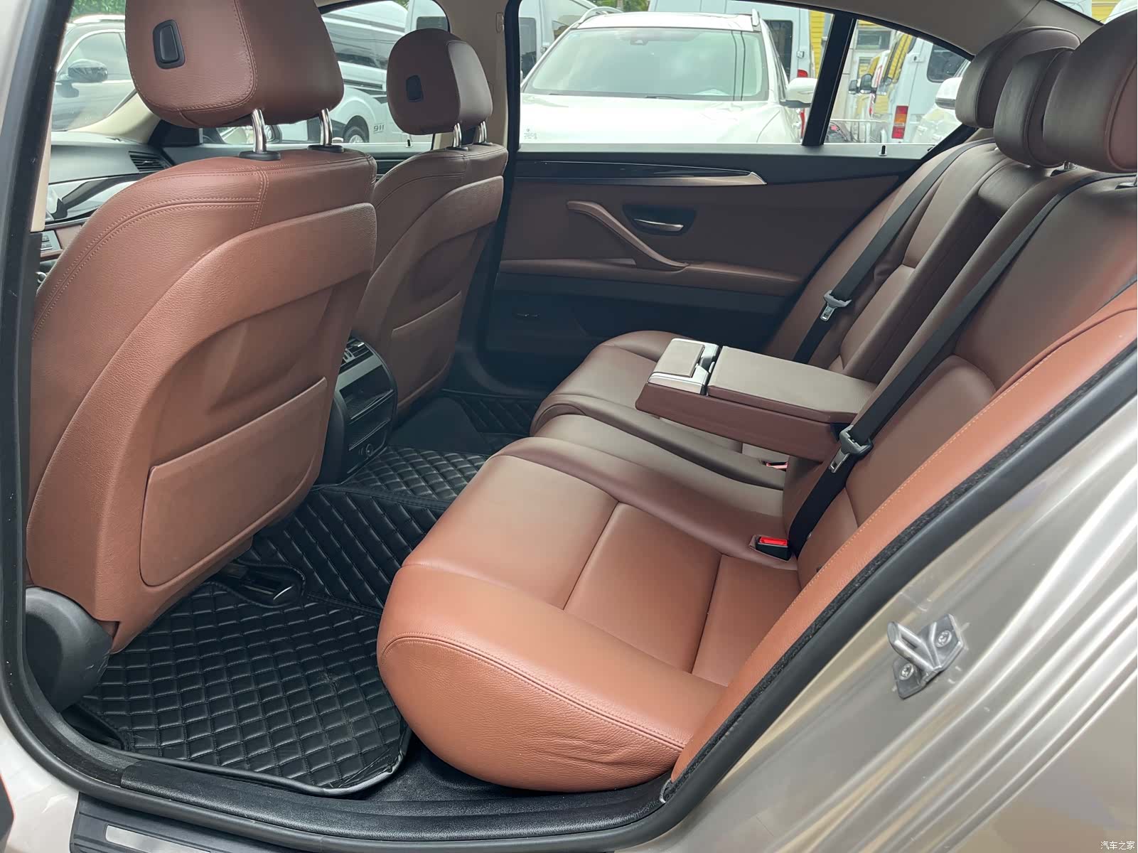 BMW 5 Series, 2016 11