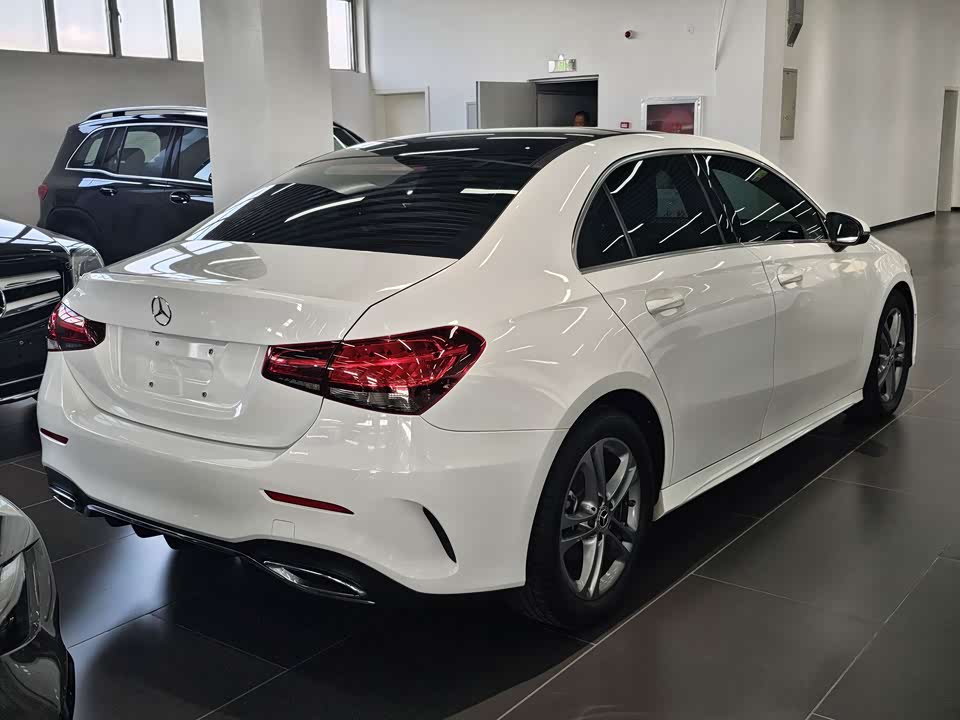 Mercedes-Benz Class A Mercedes-Benz Class A
