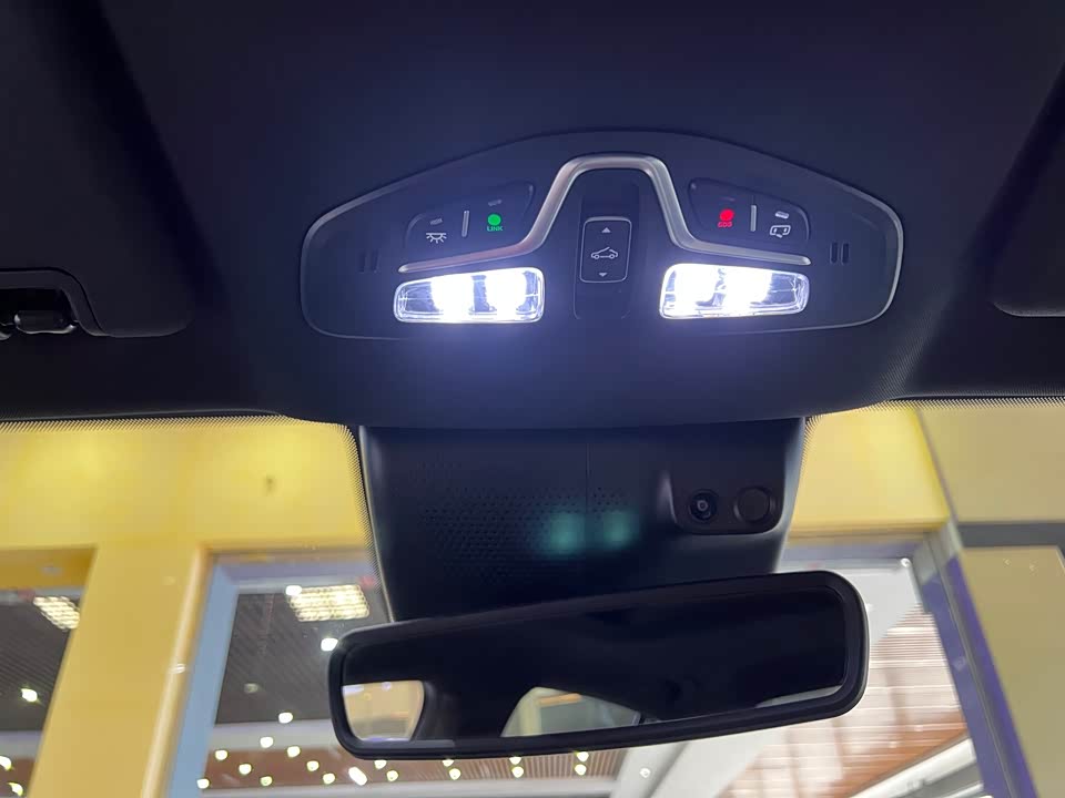 Trumpchi Shadow Leopard