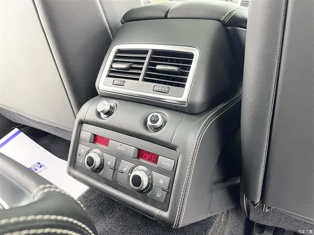 Audi Q7, 2010 17
