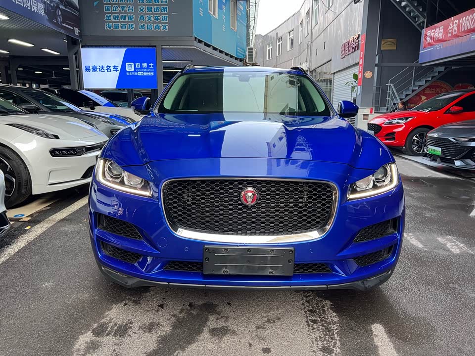 Jaguar F-PACE Jaguar F-PACE