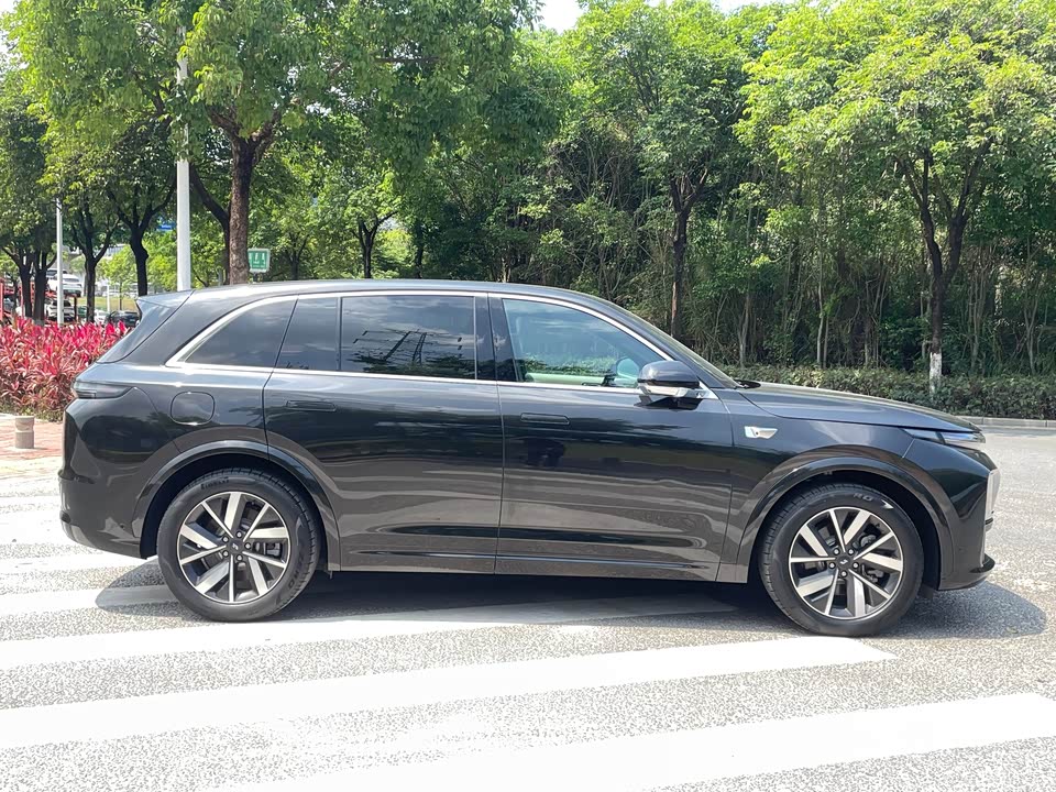 Li Auto Ideal L7