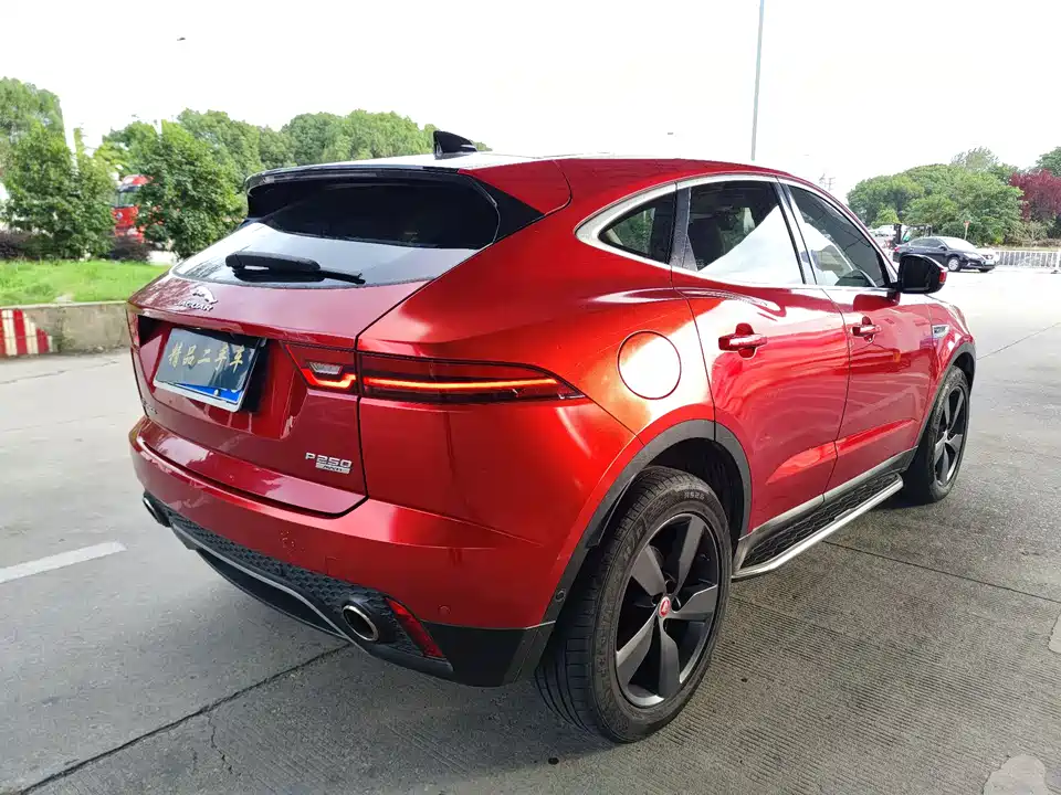 Jaguar E-PACE