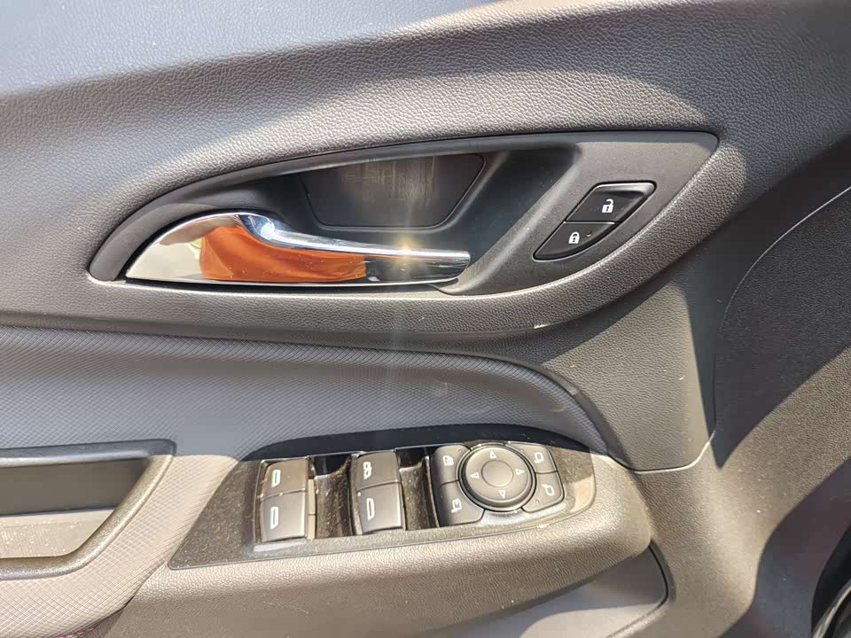 Chevrolet Explorer