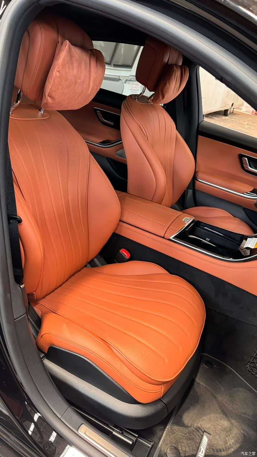 Mercedes-Benz S-Class, 2024 8