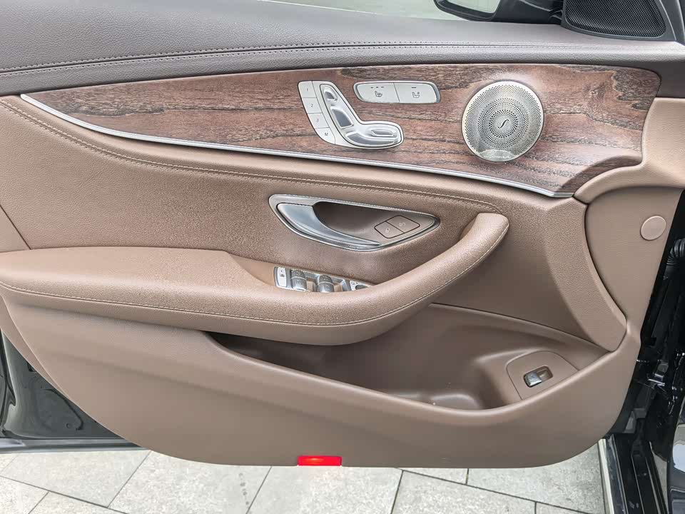 Mercedes-Benz E-class Mercedes-Benz E-class