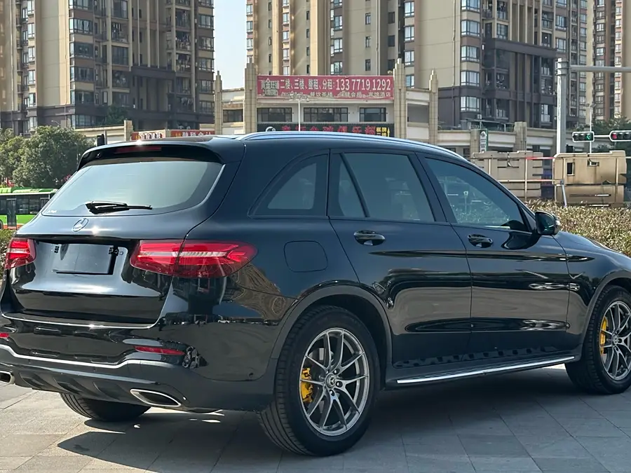 Mercedes Benz GLC