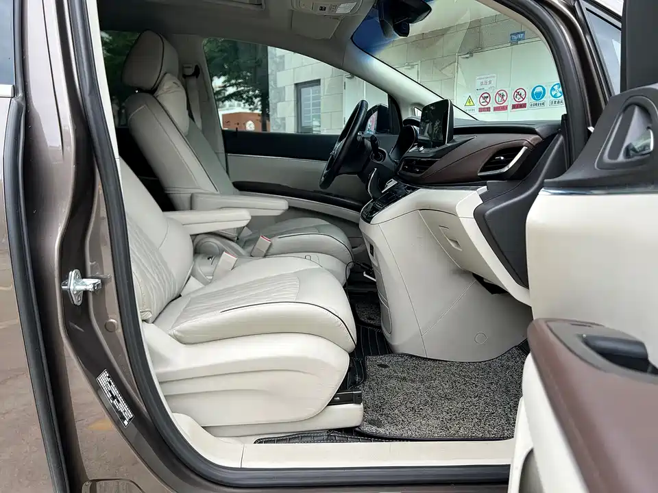 Buick GL8 Buick GL8