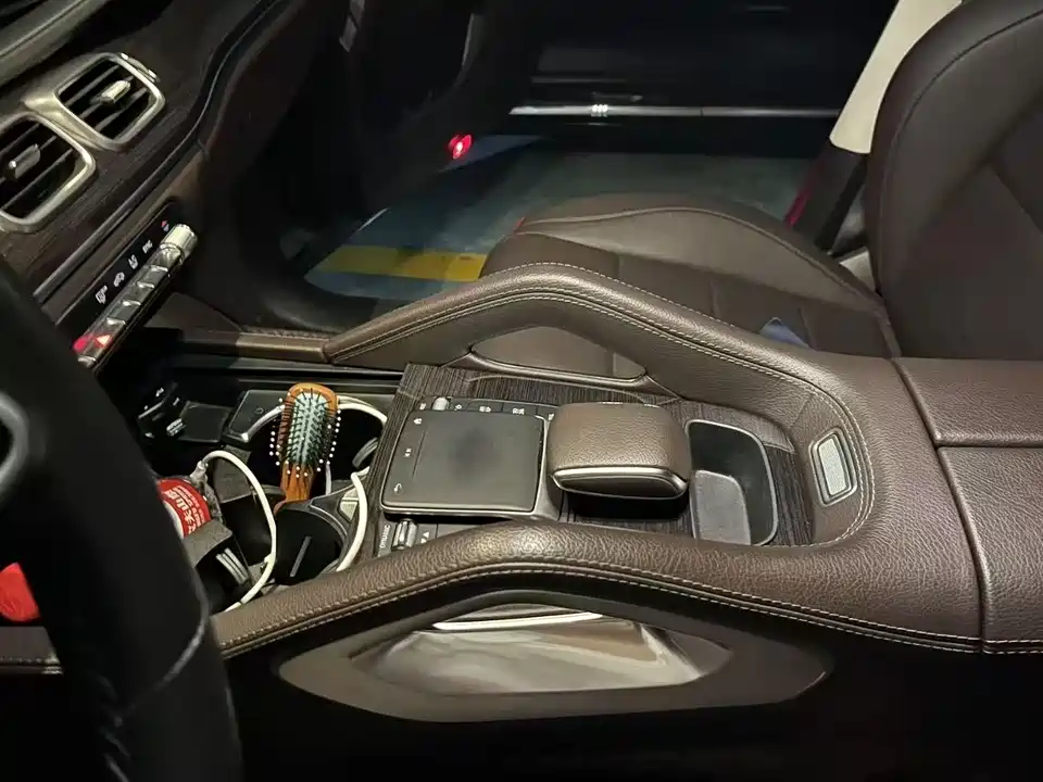 Mercedes-Benz GLE Mercedes-Benz GLE
