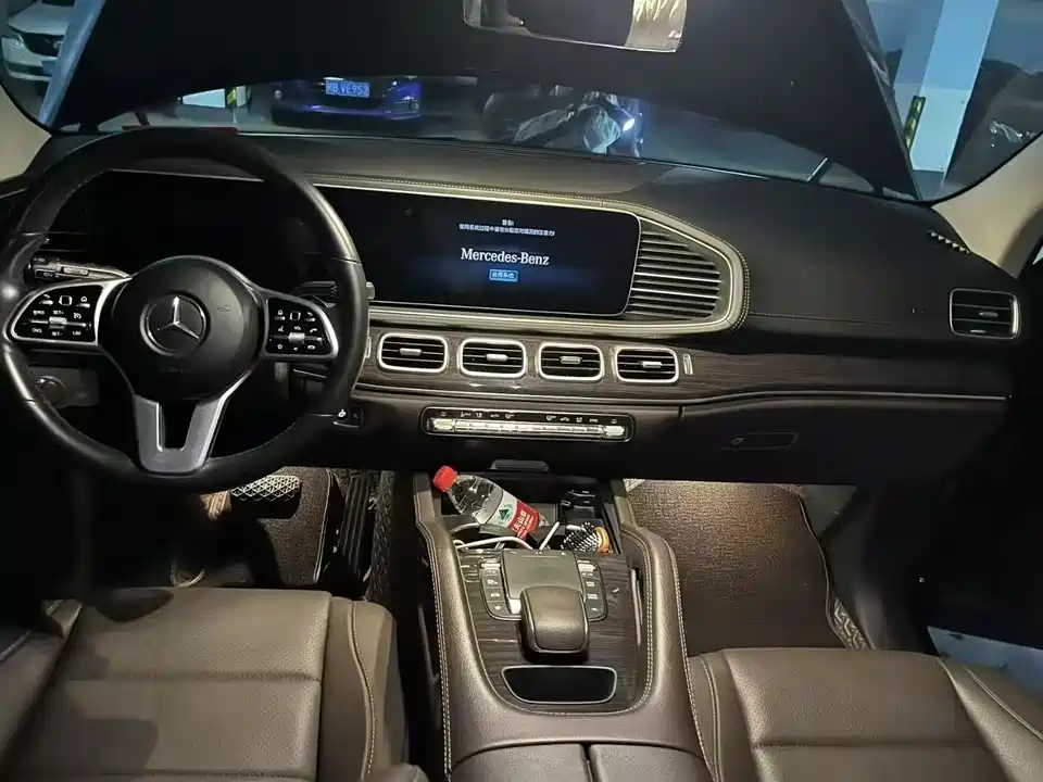 Mercedes-Benz GLE Mercedes-Benz GLE