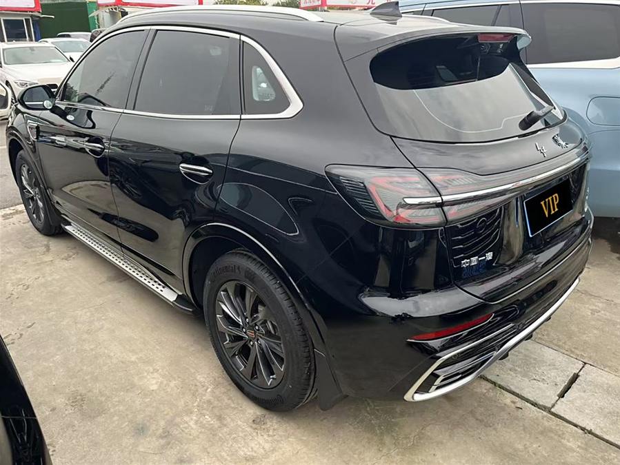 red flag Hongqi HS5