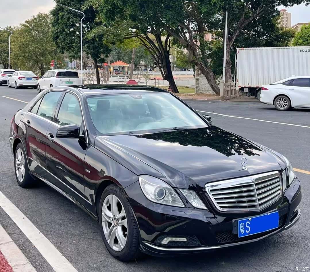 Mercedes-Benz E-Class, 2010 3