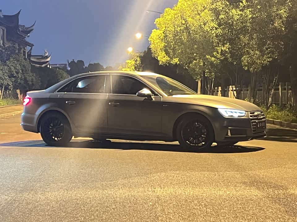 Audi S4 Audi S4