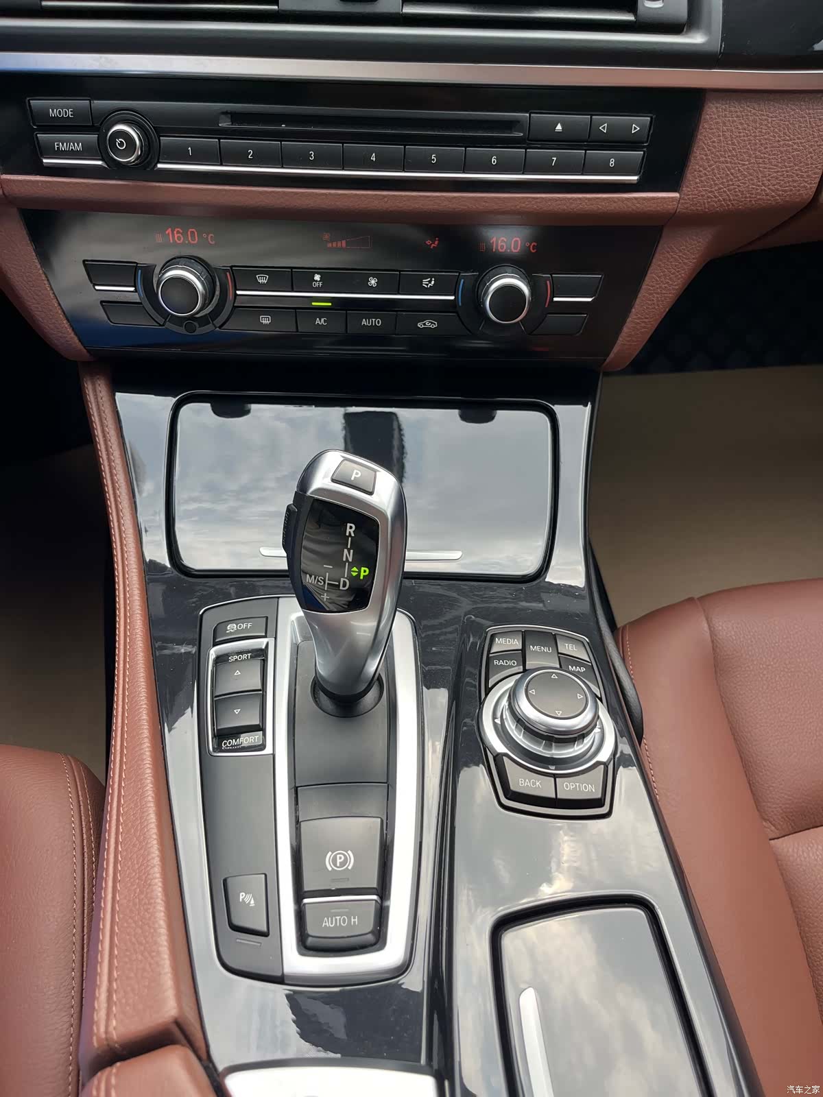 BMW 5 Series, 2016 24