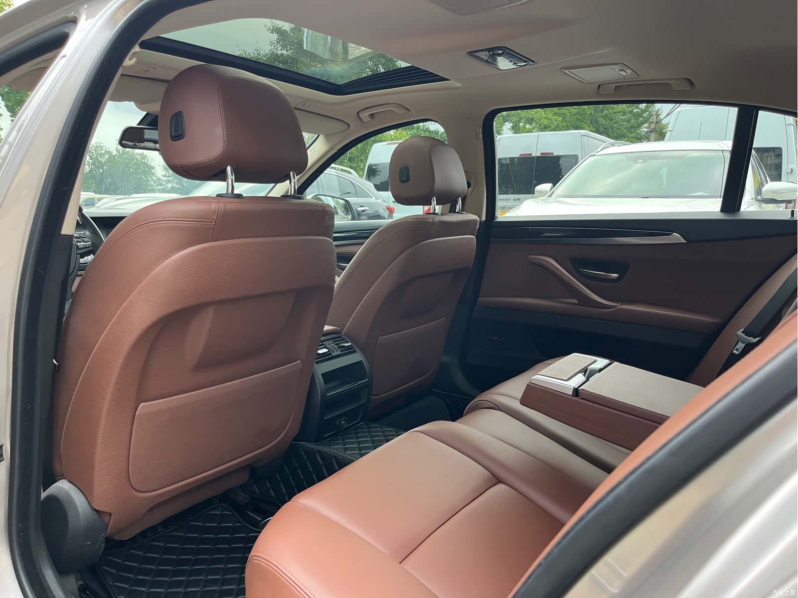 BMW 5 Series, 2016 12