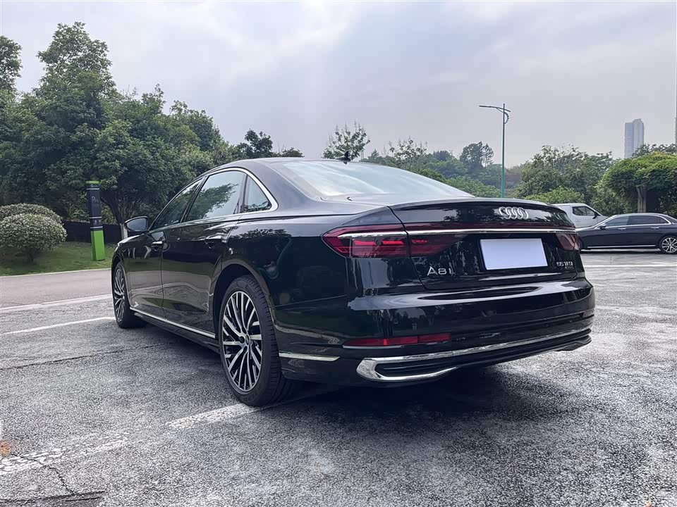 Audi A8 Audi A8