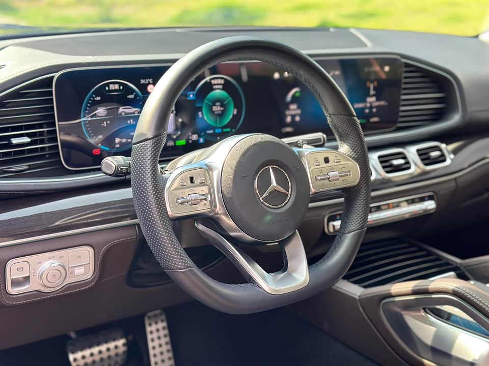 Mercedes-Benz GLS Mercedes-Benz GLS