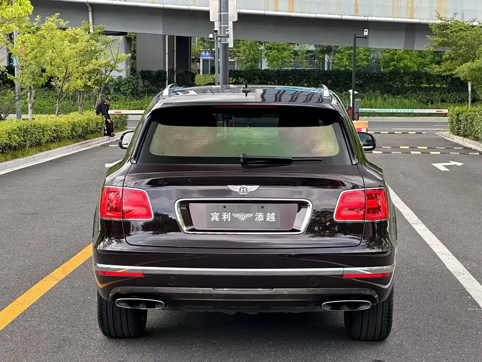 Bentley Tim Yue Bentley Tim Yue