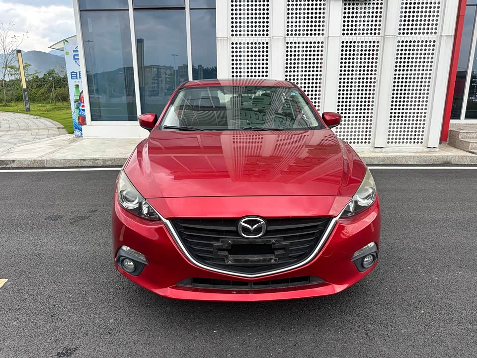 Mazda 3 Angkesaila