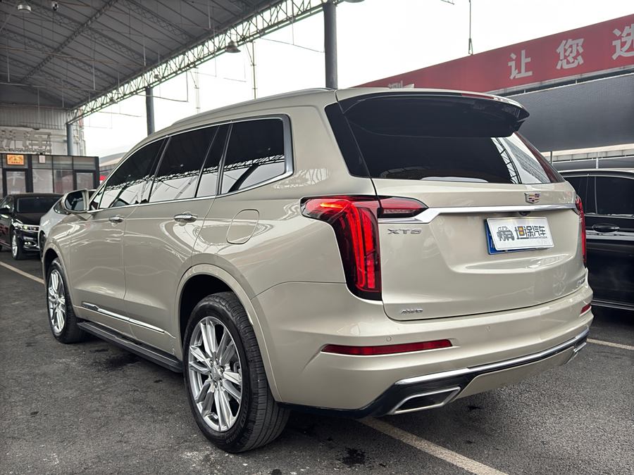 Cadidrack Cadillac XT6