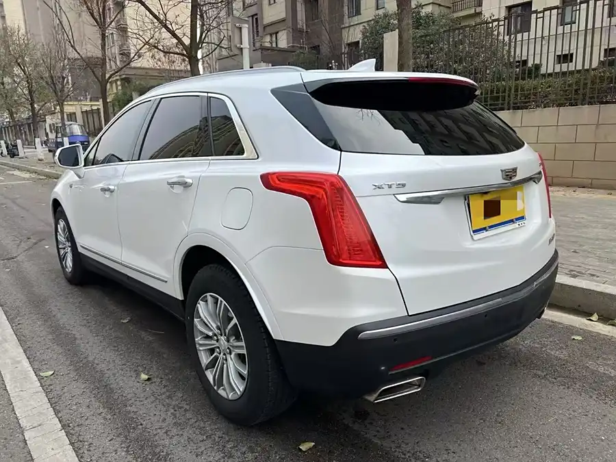 Cadidrack Cadillac XT5