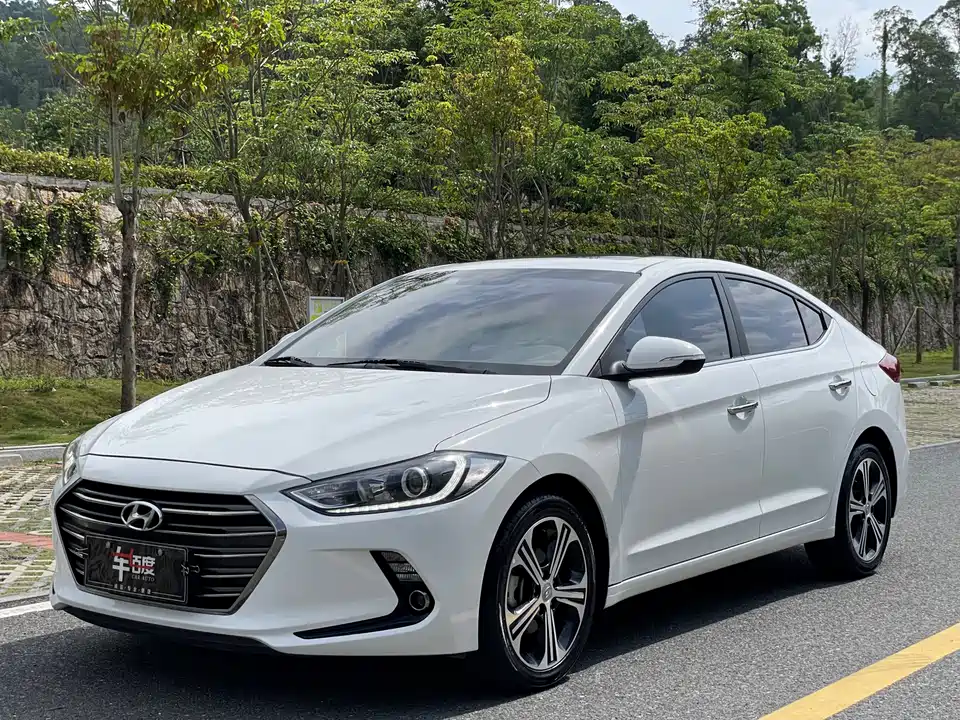 Hyundai Lead