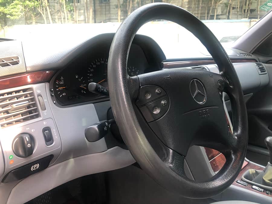 Mercedes-Benz E-Class 1999, фото 9