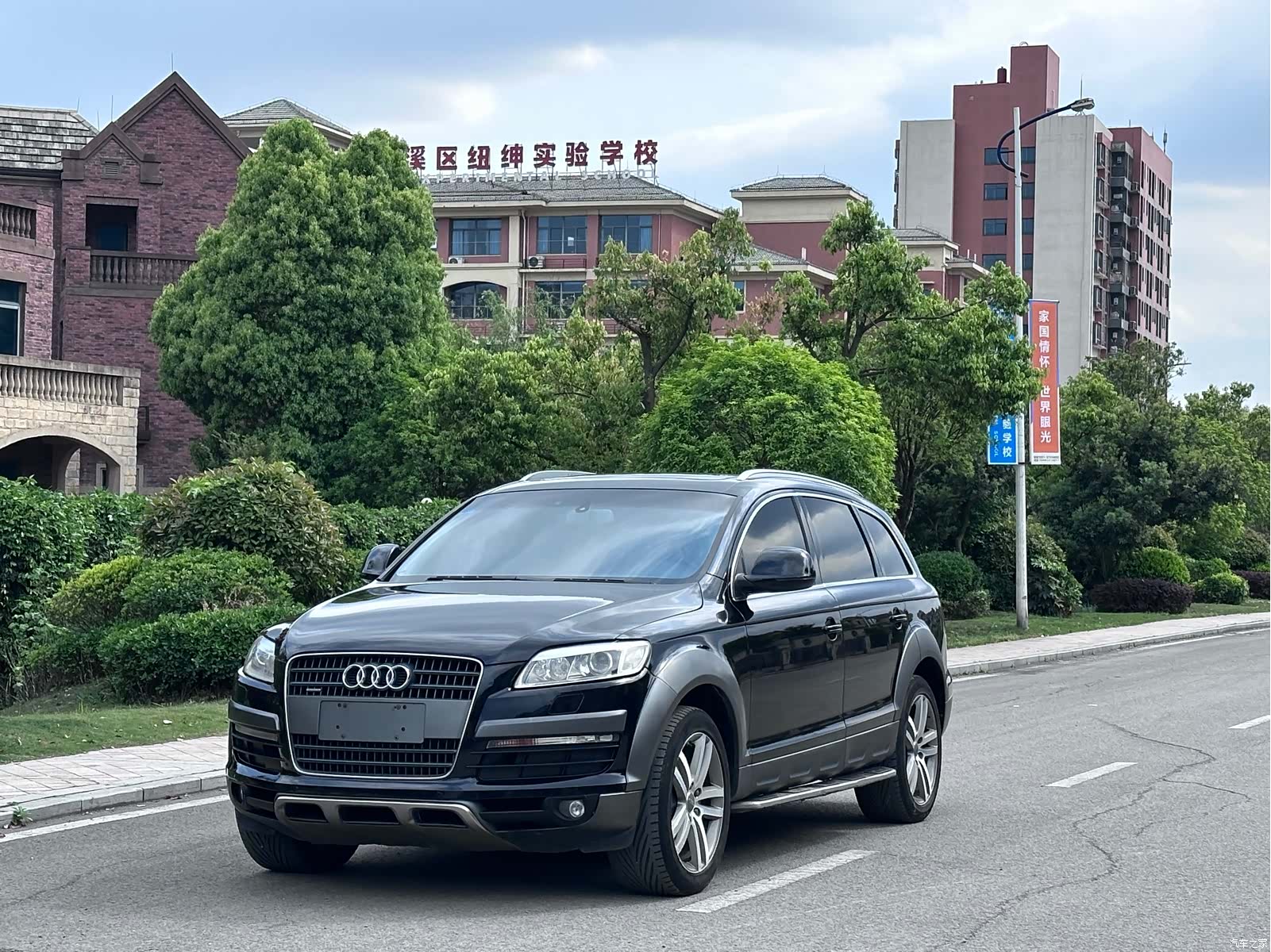 Audi Q7, 2010 1