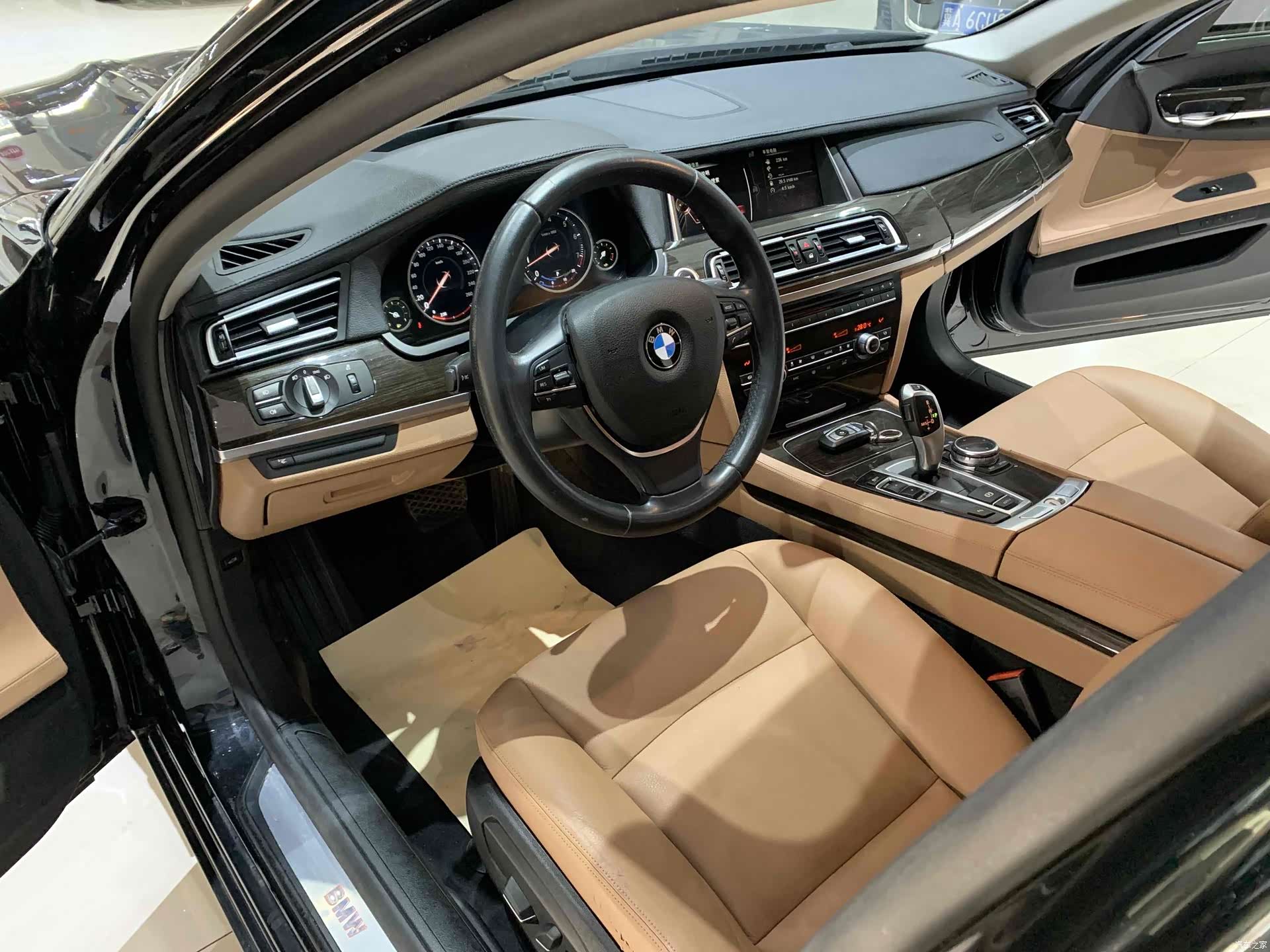 BMW 7 Series, 2014 все фото