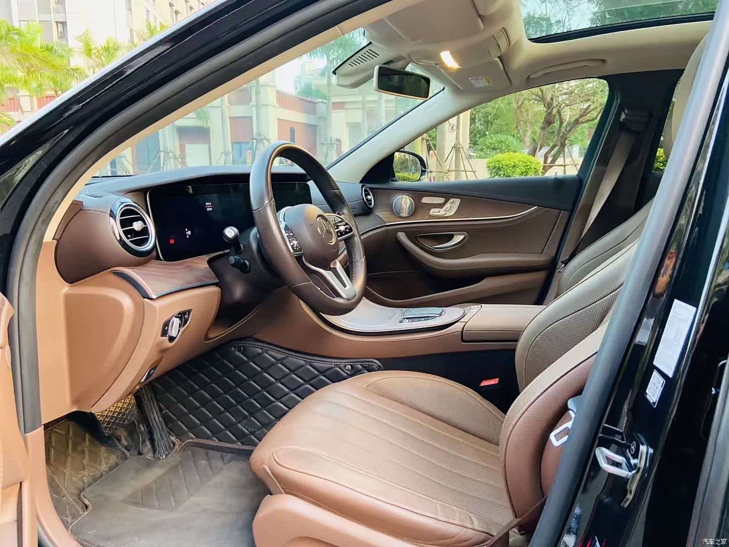 Mercedes-Benz E-Class, 2020 3