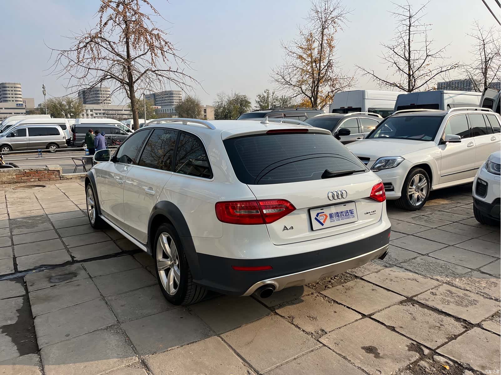 Audi A4, 2014 6