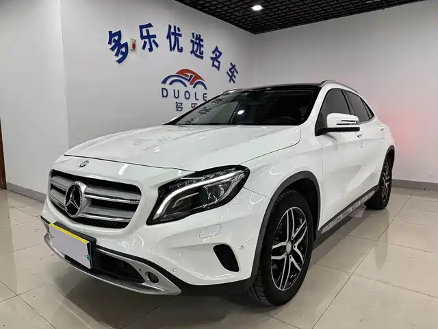 Mercedes-Benz GLA 2015 — купить из Китая под заказ