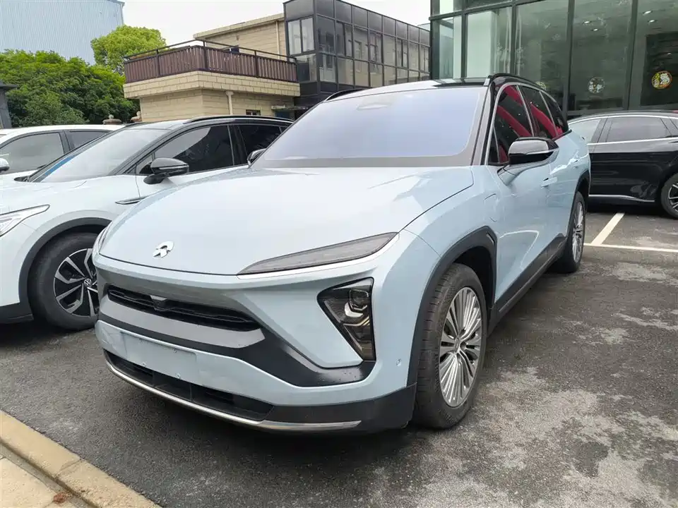 NIO ES6