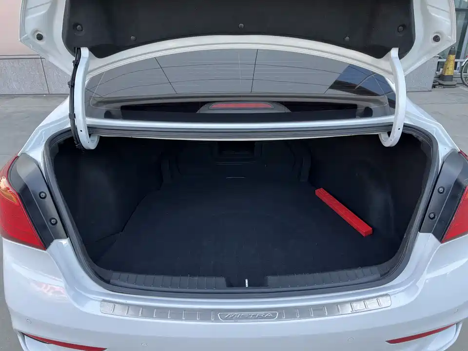 Hyundai Name picture