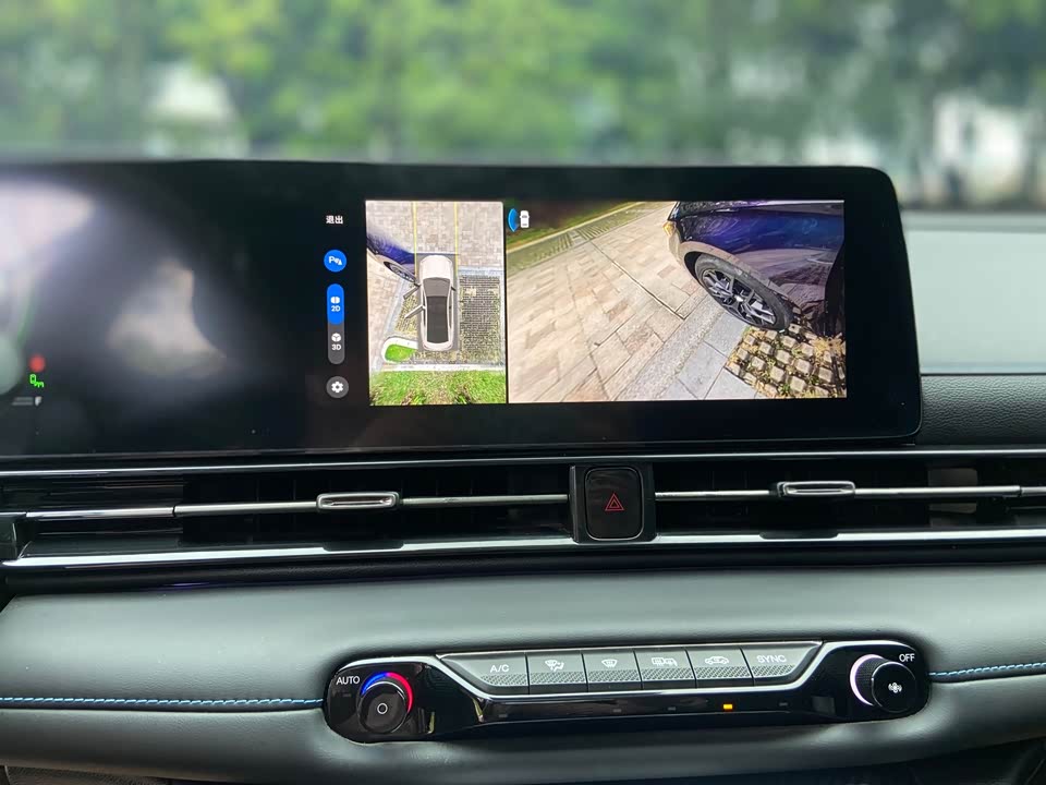 Trumpchi Shadow Leopard