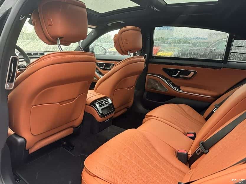 Mercedes-Benz S-Class, 2024 9