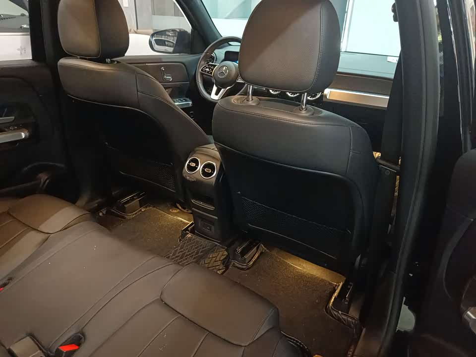 Mercedes-Benz GLB Mercedes-Benz GLB