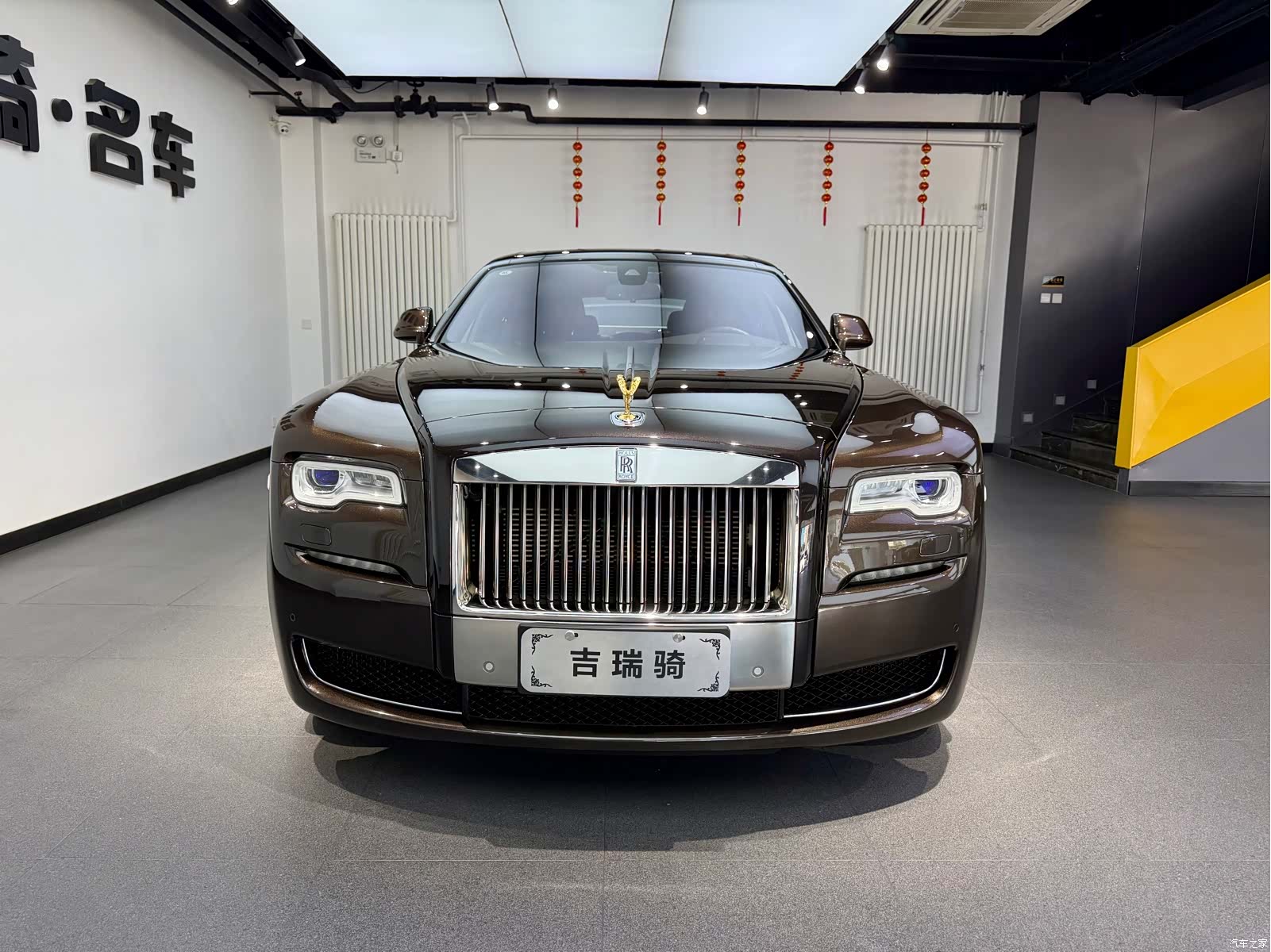 Rolls-Royce Ghost, 2016 2