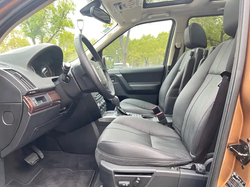 Land Rover Freelander 2