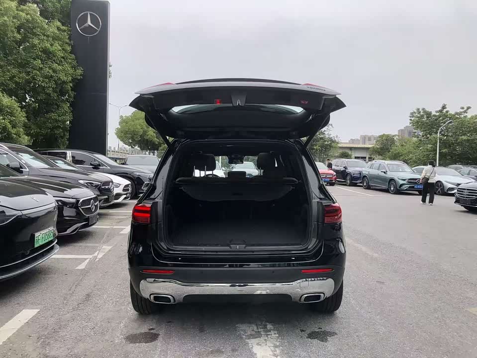 Mercedes-Benz GLB Mercedes-Benz GLB