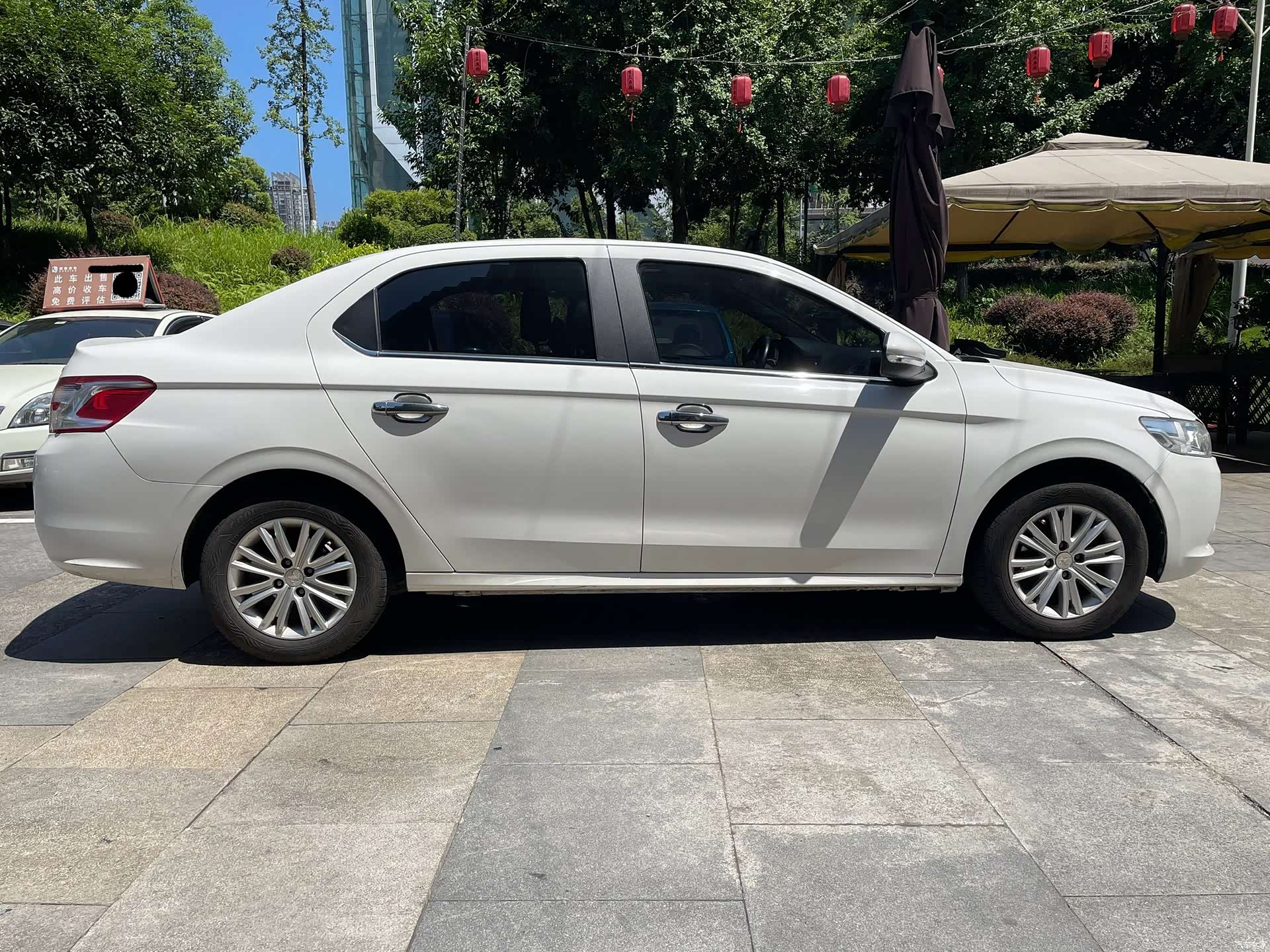 Peugeot 301, 2016 8