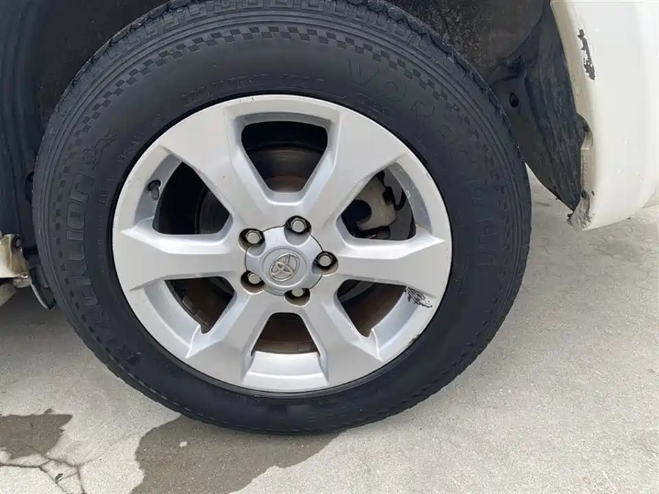 Toyota RAV4 Rongfang