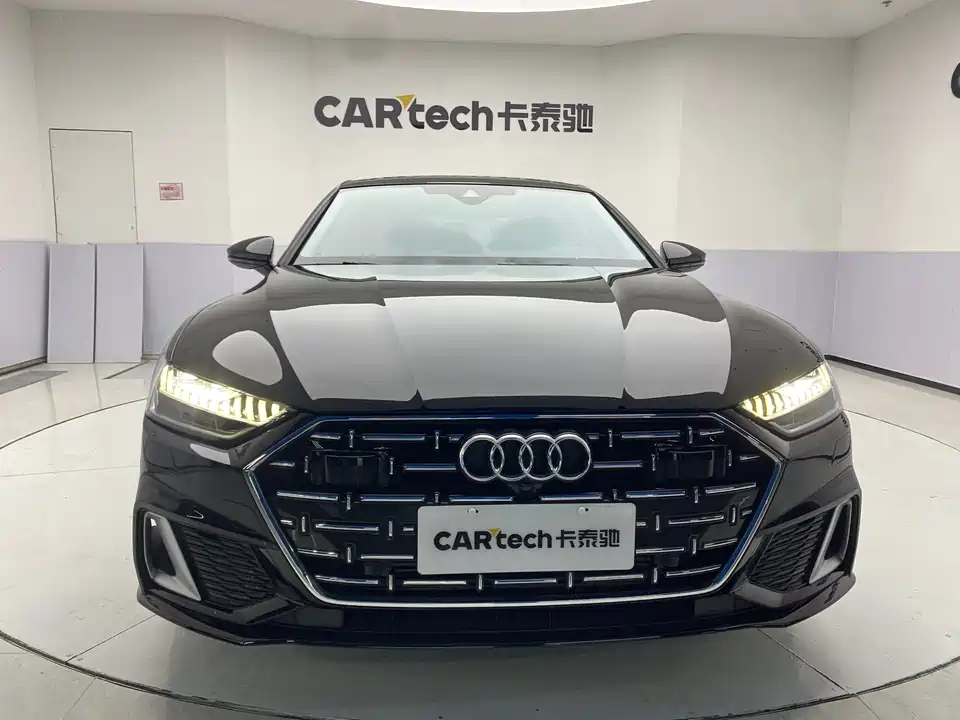 Audi A7L