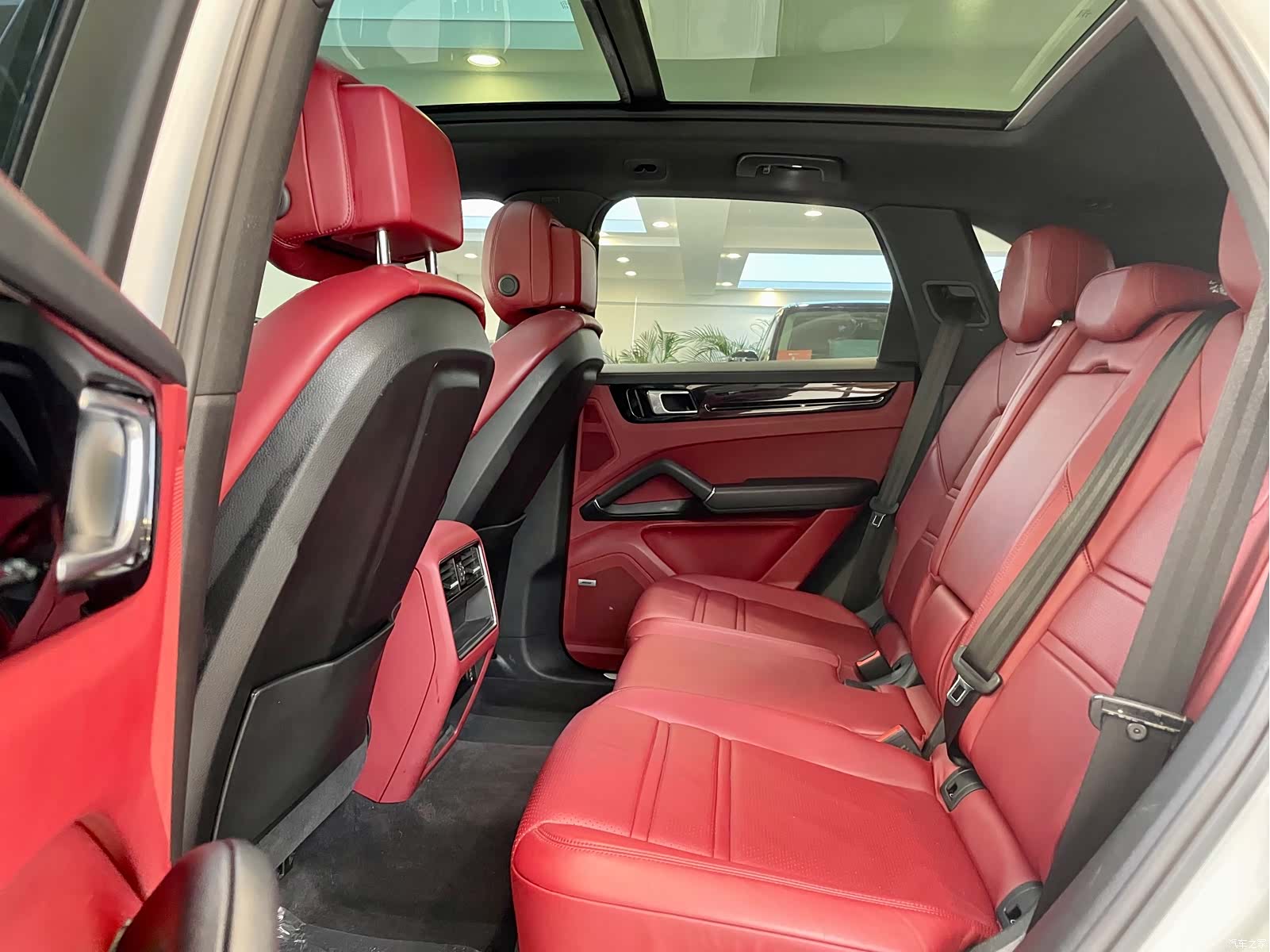 Porsche Cayenne, 2019 11